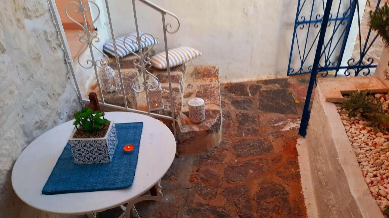 Zoe Apartments No 7 , Hydra Island Greece Exterior photo